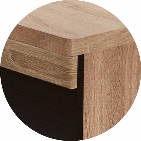 Asztaloldali, lekerekített sarkú, intim dizájn.